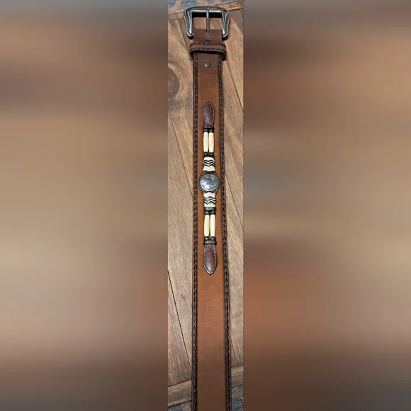 43" Beaded Leather Orvis Belt - Picture 4 of 10